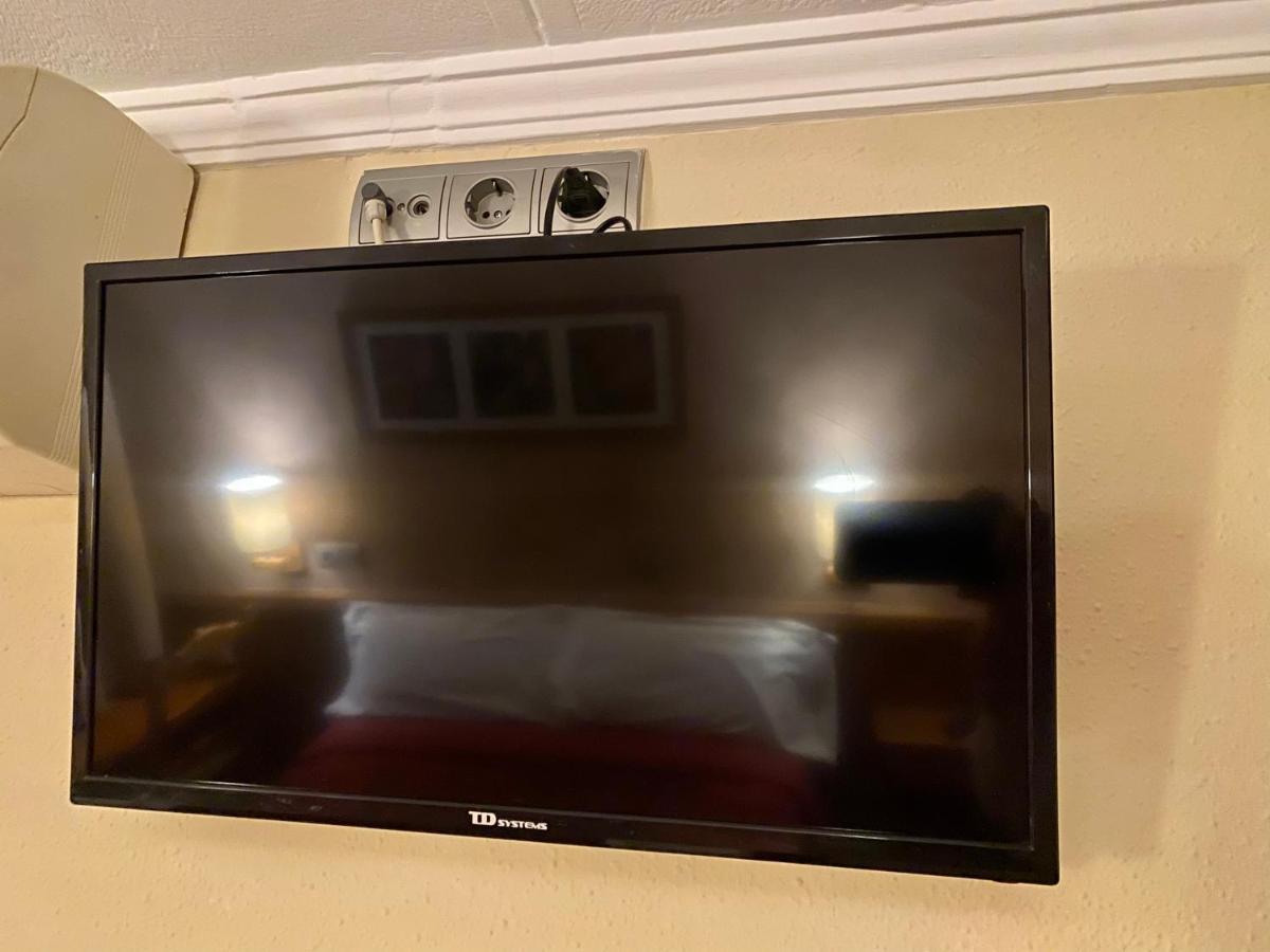 Hostal Galicia Cardedeu Extérieur photo